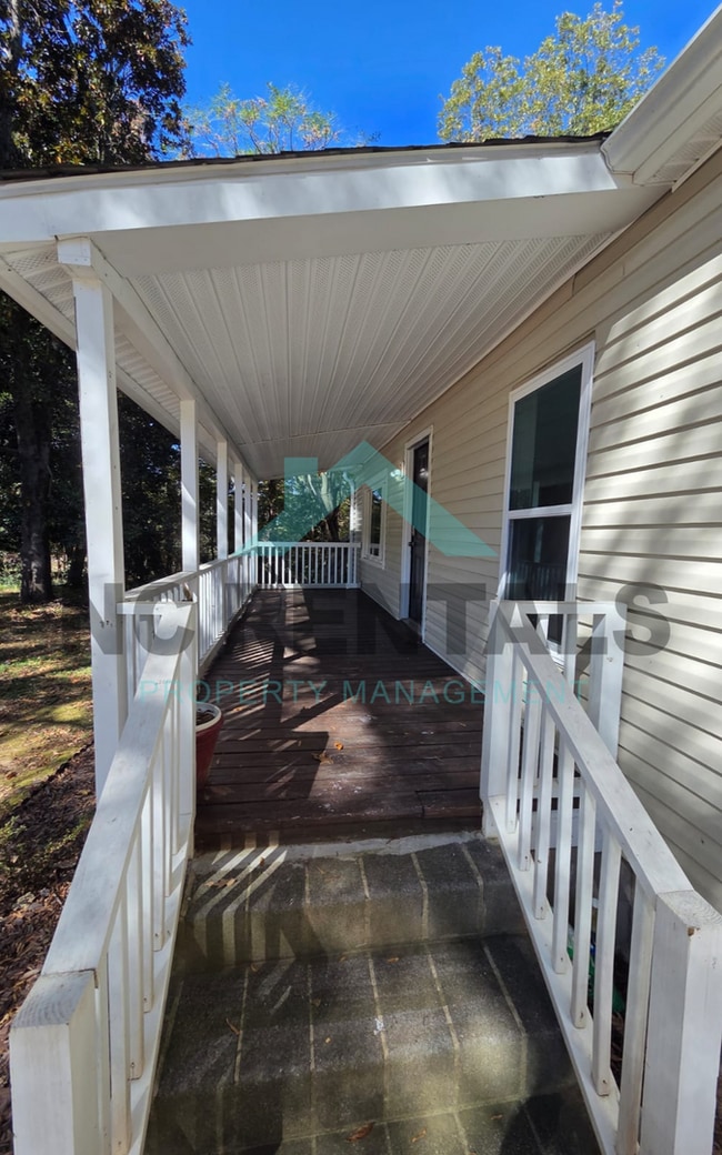 Photo - 4408 Edgemore Rd