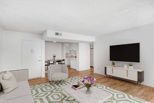 Photo - Dickens Court