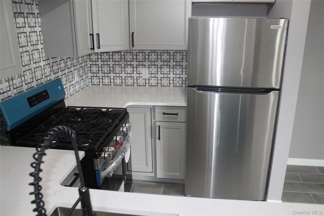 12 Lexington Hills Rd Unit 7