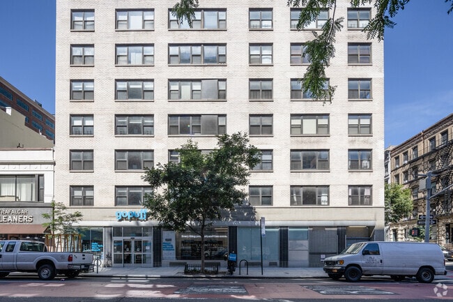 Photo - Trafalgar House Condominiums