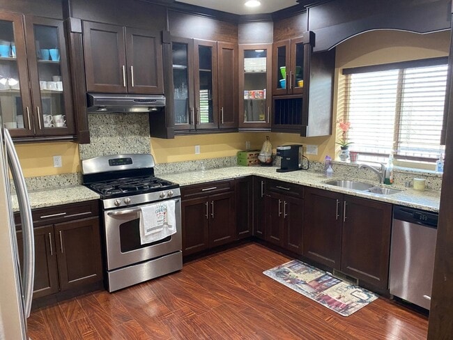 Photo - 5-Bedroom Home Located in Barkley Neighborhood