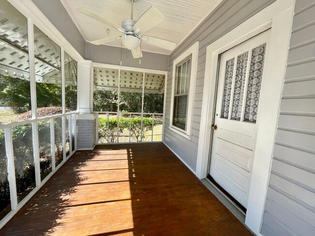 Photo - MOVE IN READY!