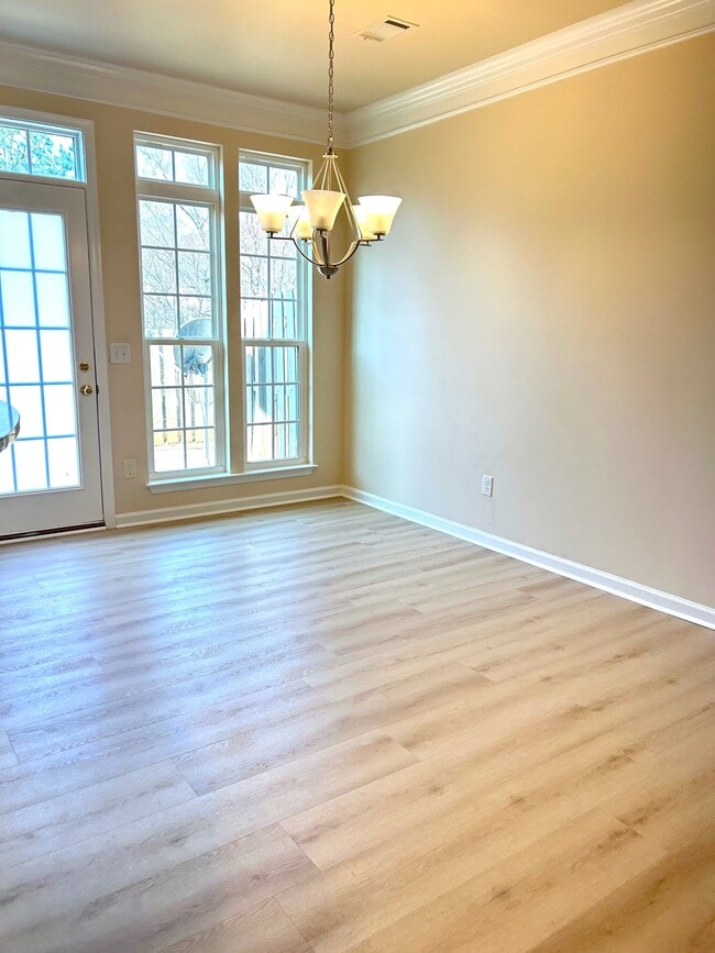 Photo - 128 Awendaw Way