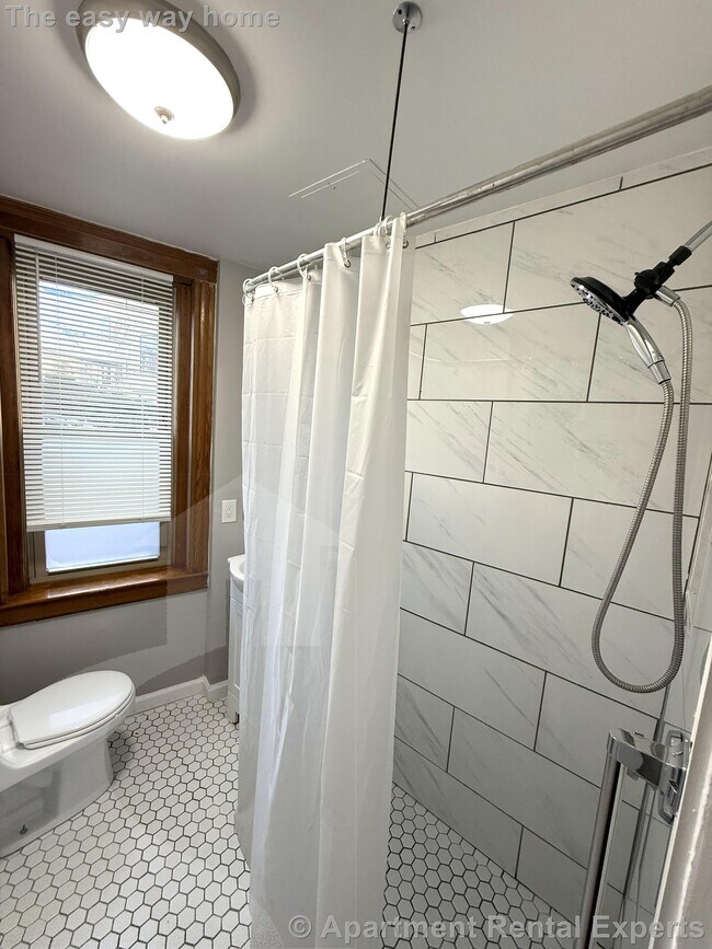 Photo - 99 Hancock St Unidad #2