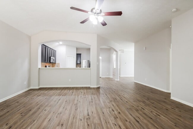 Photo - 24010 Clipper Hill Ln