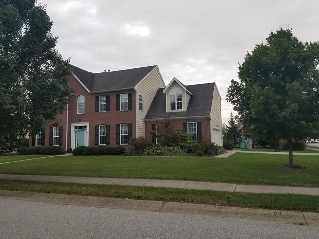 2 car insulated garage - 2284 Burgundy Way