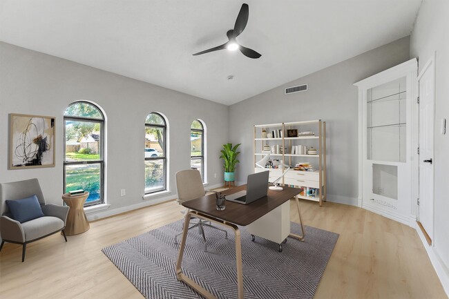 Photo - 3902 Marywood Dr