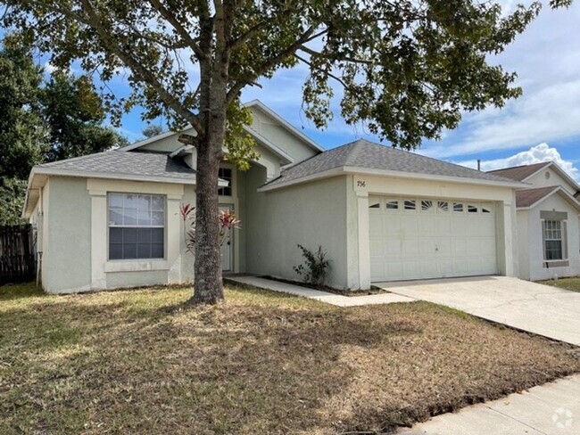 Building Photo - 3 Bedroom/2 Bathroom Single Family Home