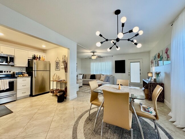 Photo - 530 Normandy Ln