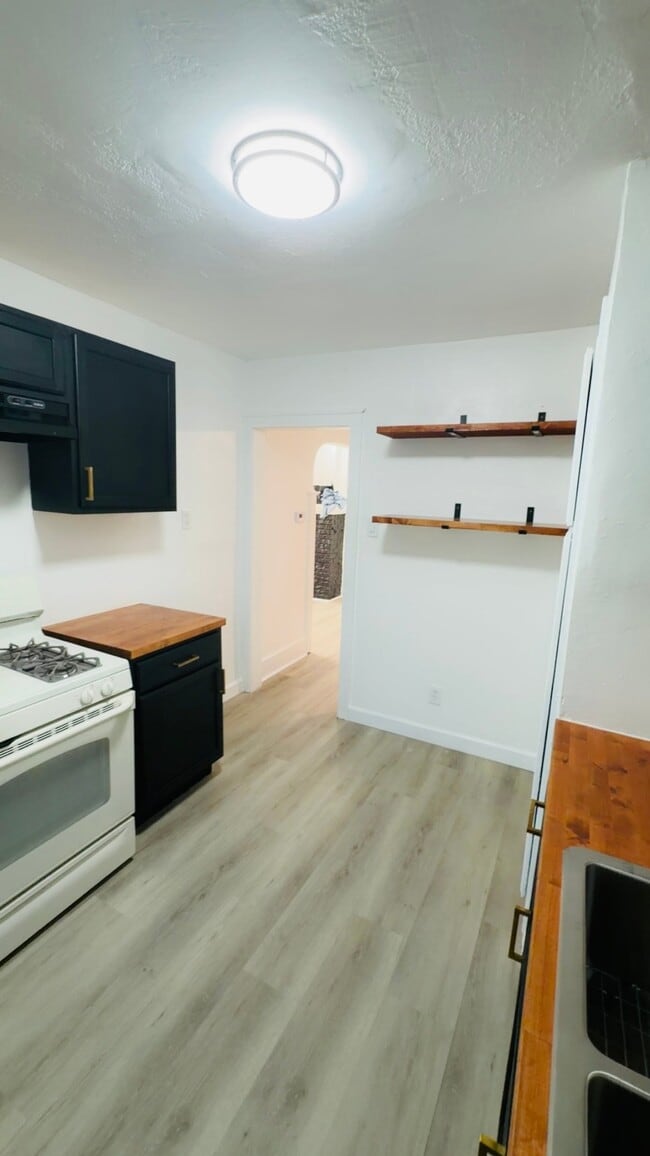 Photo - 16230 Indiana St Unit A