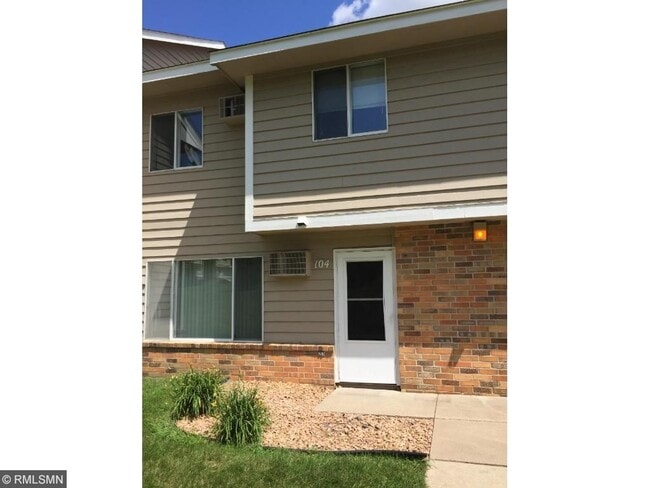 Photo - 740 W Village Rd