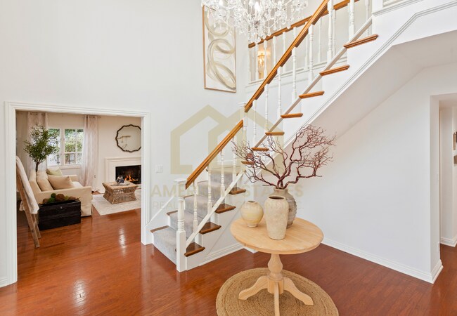 1476 Crestline Dr