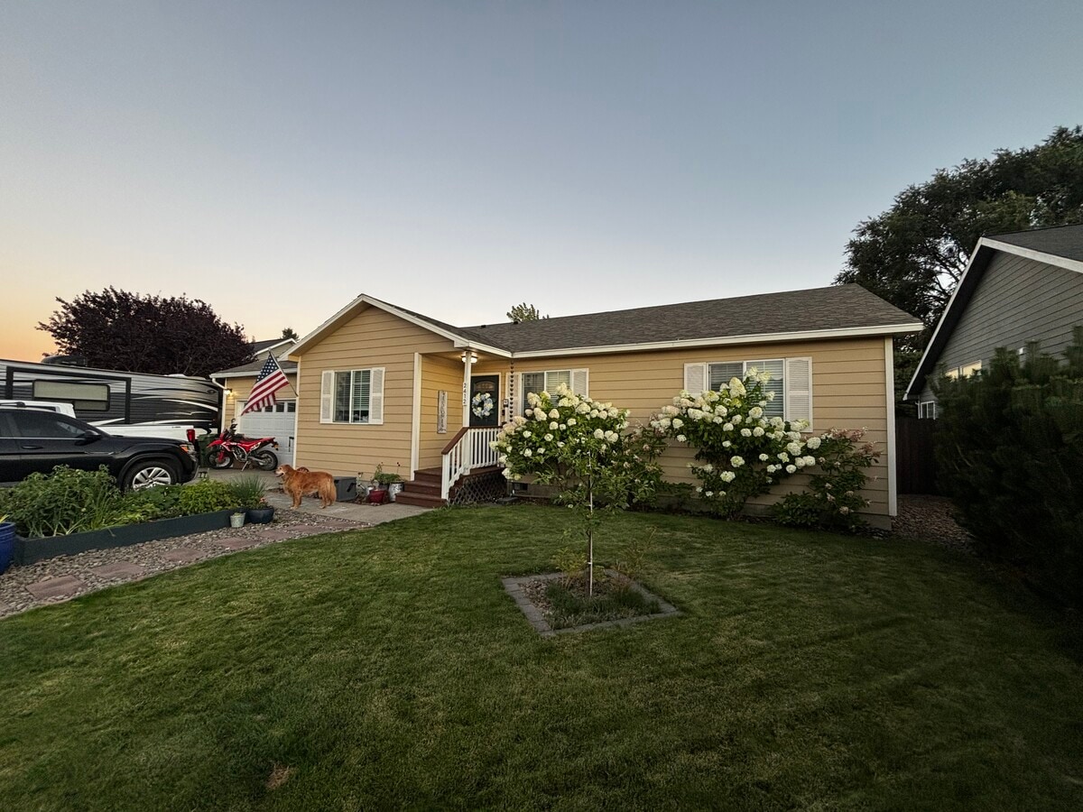 Photo - 2412 E O Ave