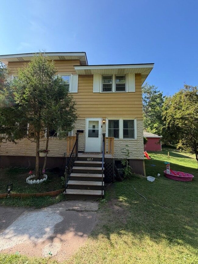 Photo - 607-607 Leicester Ave Unit 607