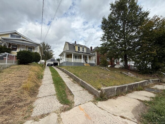 Photo - 498 Hawley Ave Unit 2