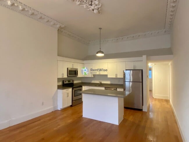 Photo - 521 Massachusetts Ave Unit 2