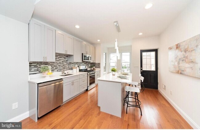 Photo - 410 N Linwood Ave