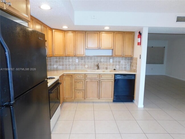 Photo - 8015 SW 107th Ave Unit 111