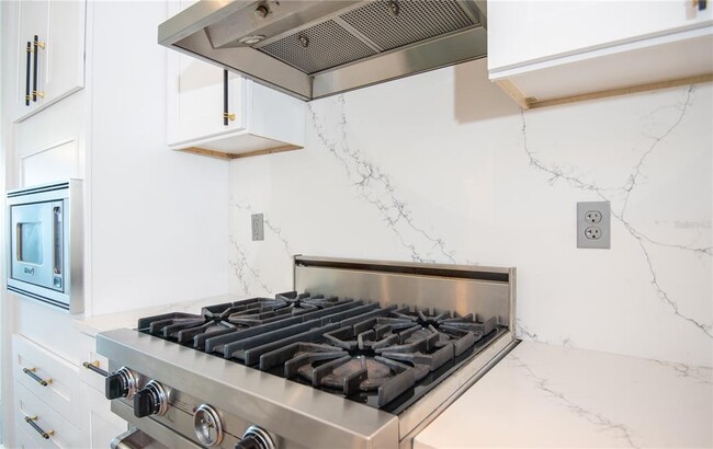 Photo - 1208 E Kennedy Blvd Unit 827