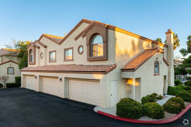 Alternate Exterior - La Quinta