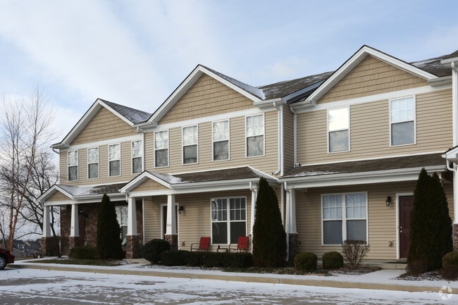 Greendale Townhomes - Greendale Townhomes