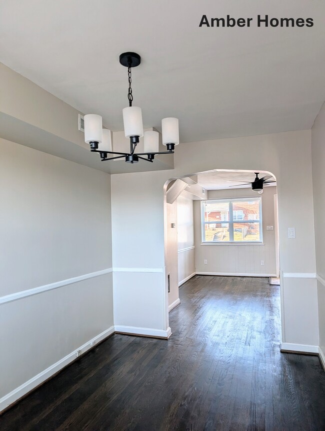 Photo - 1505 Becklow Ave