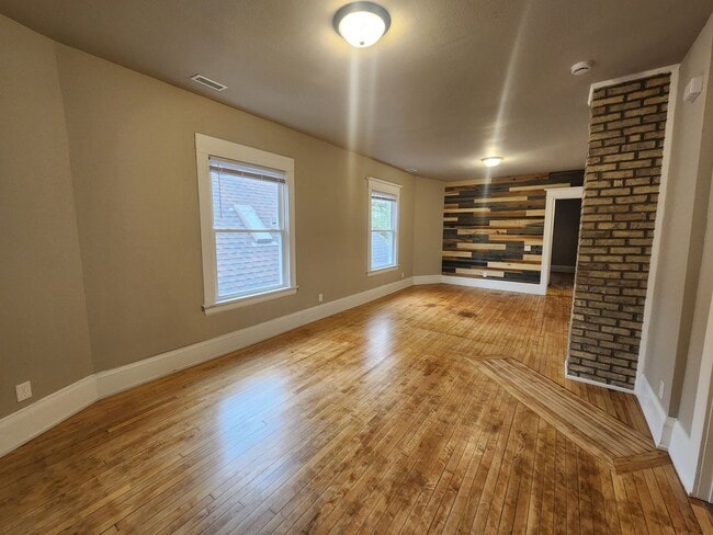 1123-25 N 24TH ST - 1123-25 N 24TH ST Apartment Unit 1125 - Upper