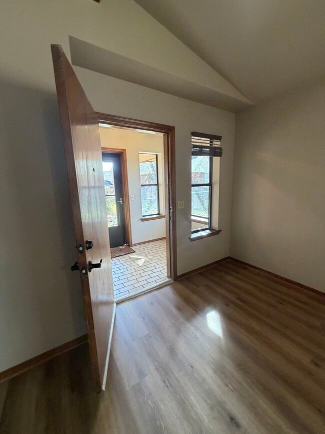 Photo - 418 Britton Ct