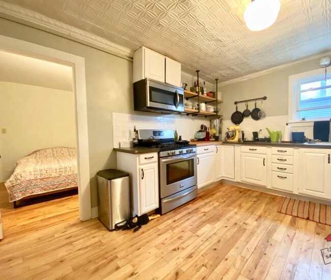 Photo - 47 Mansion St Unit B