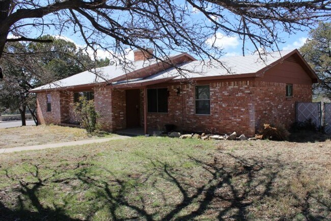 Photo - 4101 N Gold St