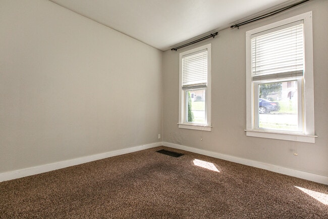 Photo - 2636 Fulton St