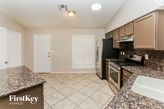 Photo - 4933 Glenarden Dr