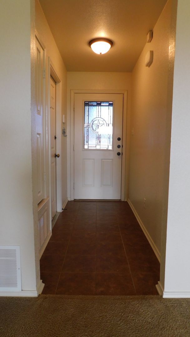210 Viola Dr