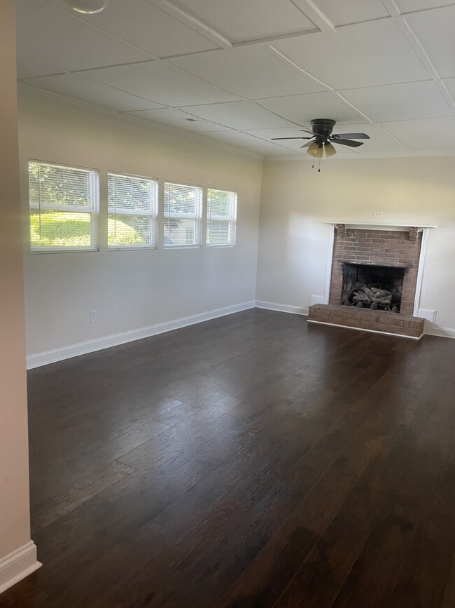 Photo - 101 Honeycutt Dr