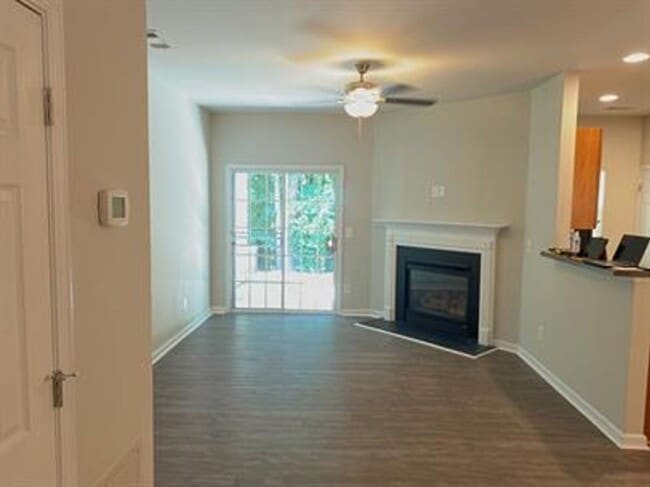 Photo - 3333 Thornbridge Dr