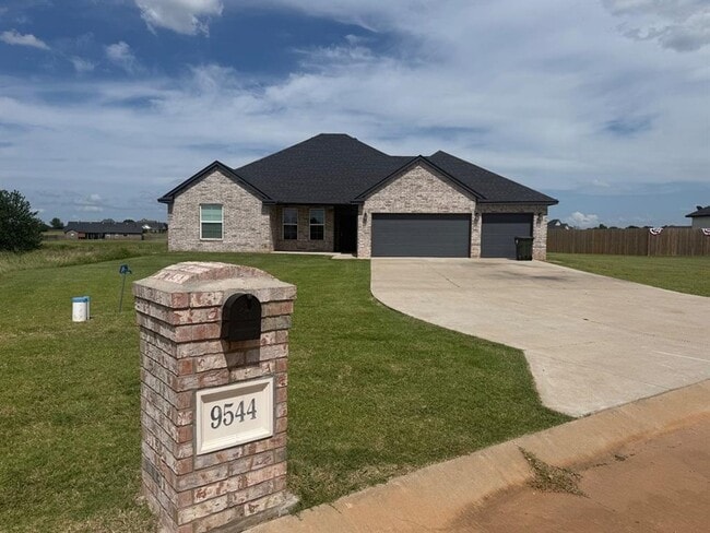 Photo - 9544 Monterey Dr