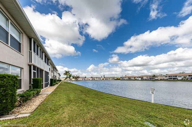 Building Photo - QUINTESSENTIAL SEASONAL RENTAL