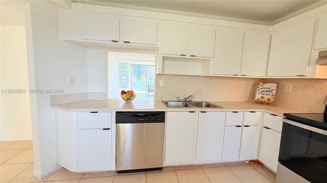 Photo - 1302 NE 191st St Unit A118