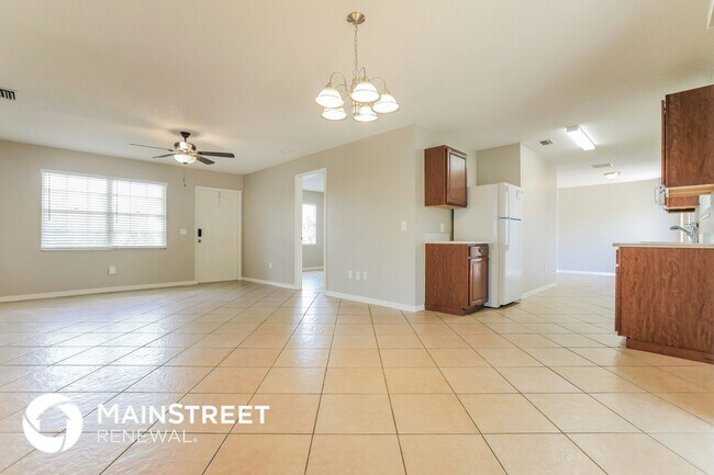 Photo - 22225 Seaton Ave