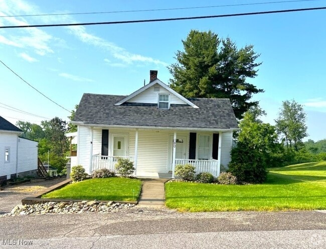Building Photo - 180 W Church St Rental
