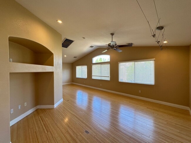 Photo - Canyon Trail at Rhodes Ranch