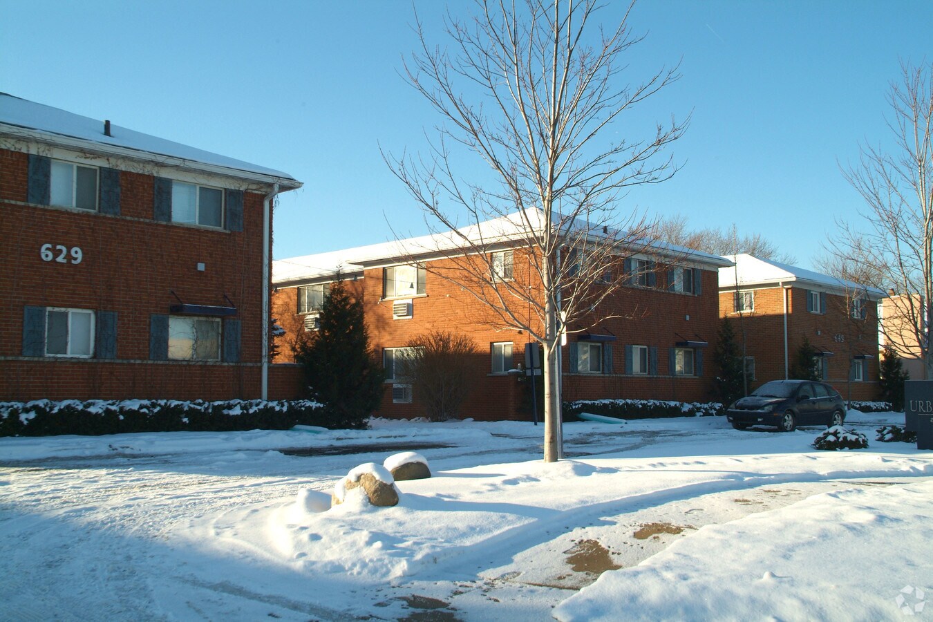 Urbane on Maple - Z on Maple