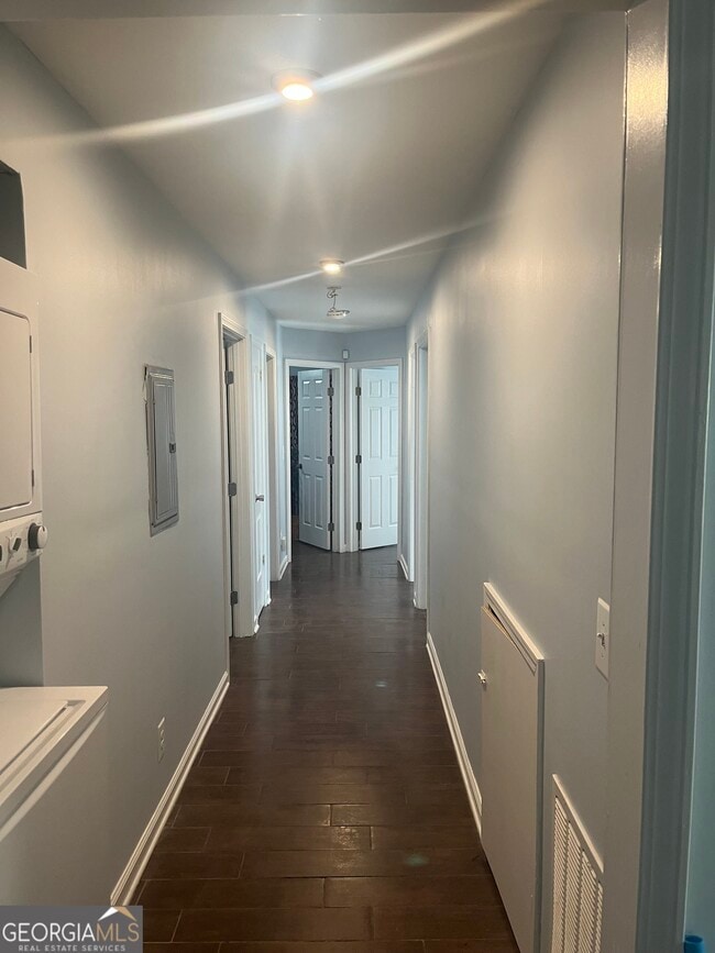 Photo - 2894 Randall St