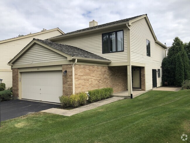 Building Photo - 909 Suffolk Ct Rental