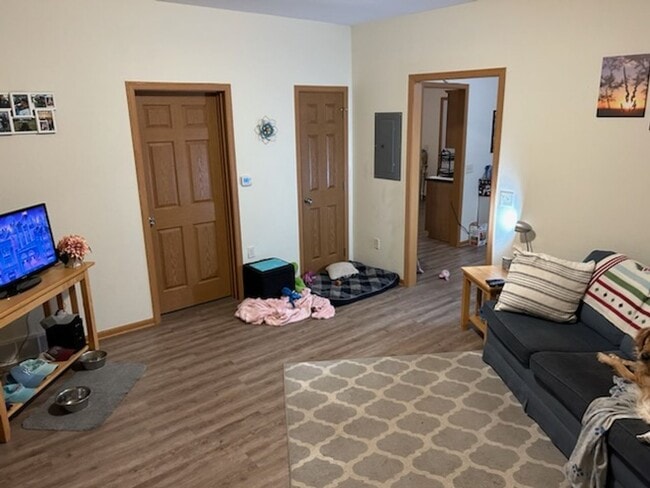 Photo - 129 E Reed Ave Unidad Front