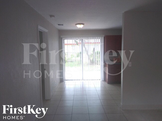 Photo - 3740 NW 4th Pl
