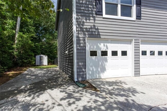 Photo - 1093 Caprice Dr
