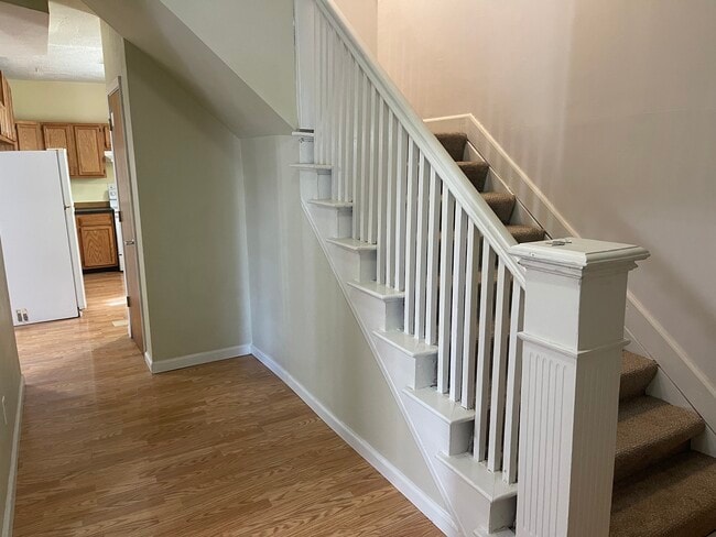 Photo - 2330 Parkland Ave