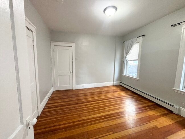 Photo - 14 Belknap St