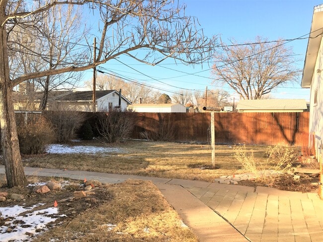 Building Photo - 721 Morrison Avenue Rental
